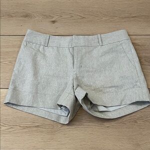 Banana Republic Light Gray Shimmer Women's Shorts - Ryan fit